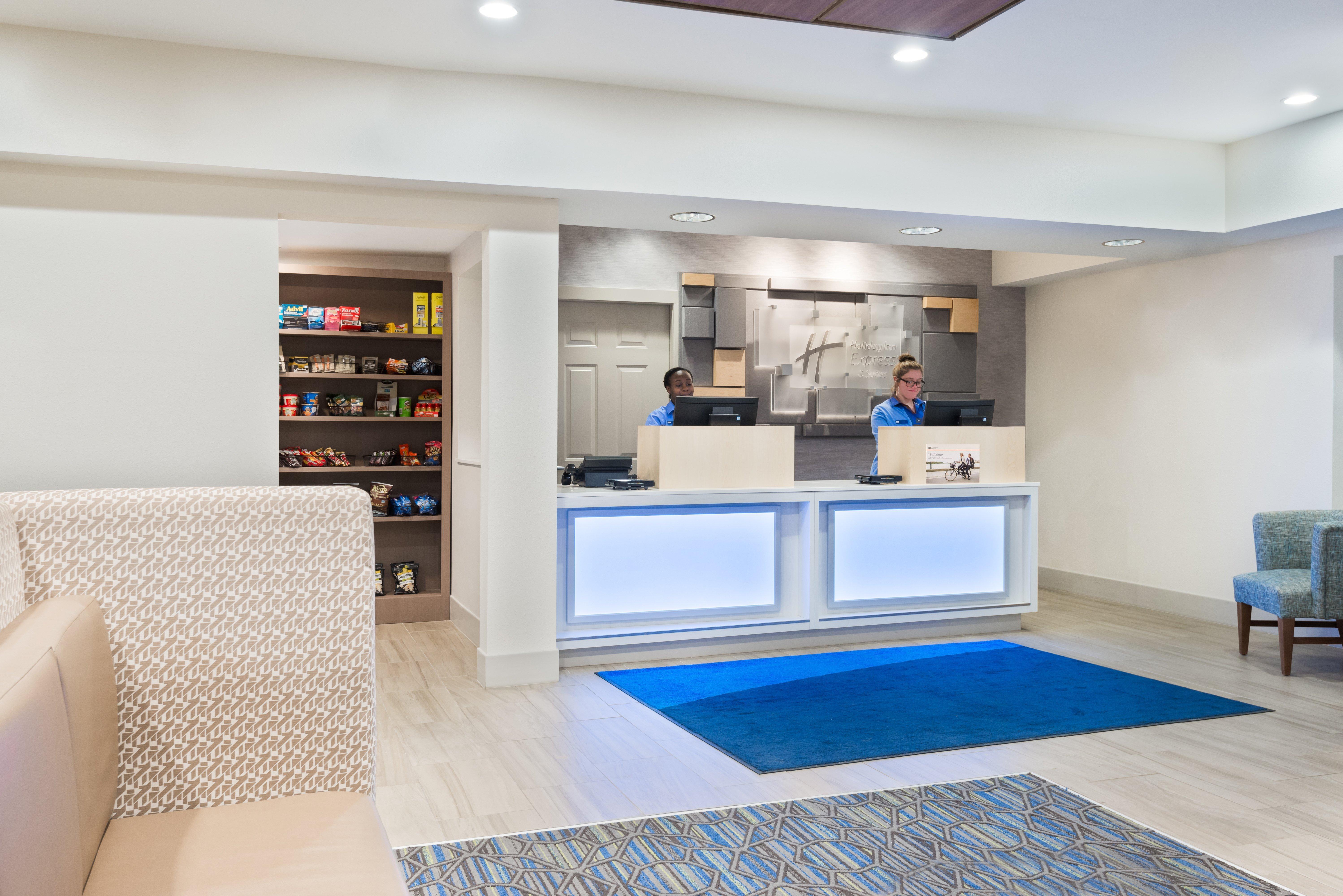 Holiday Inn Express & Suites - Columbus Airport East By Ihg Dış mekan fotoğraf