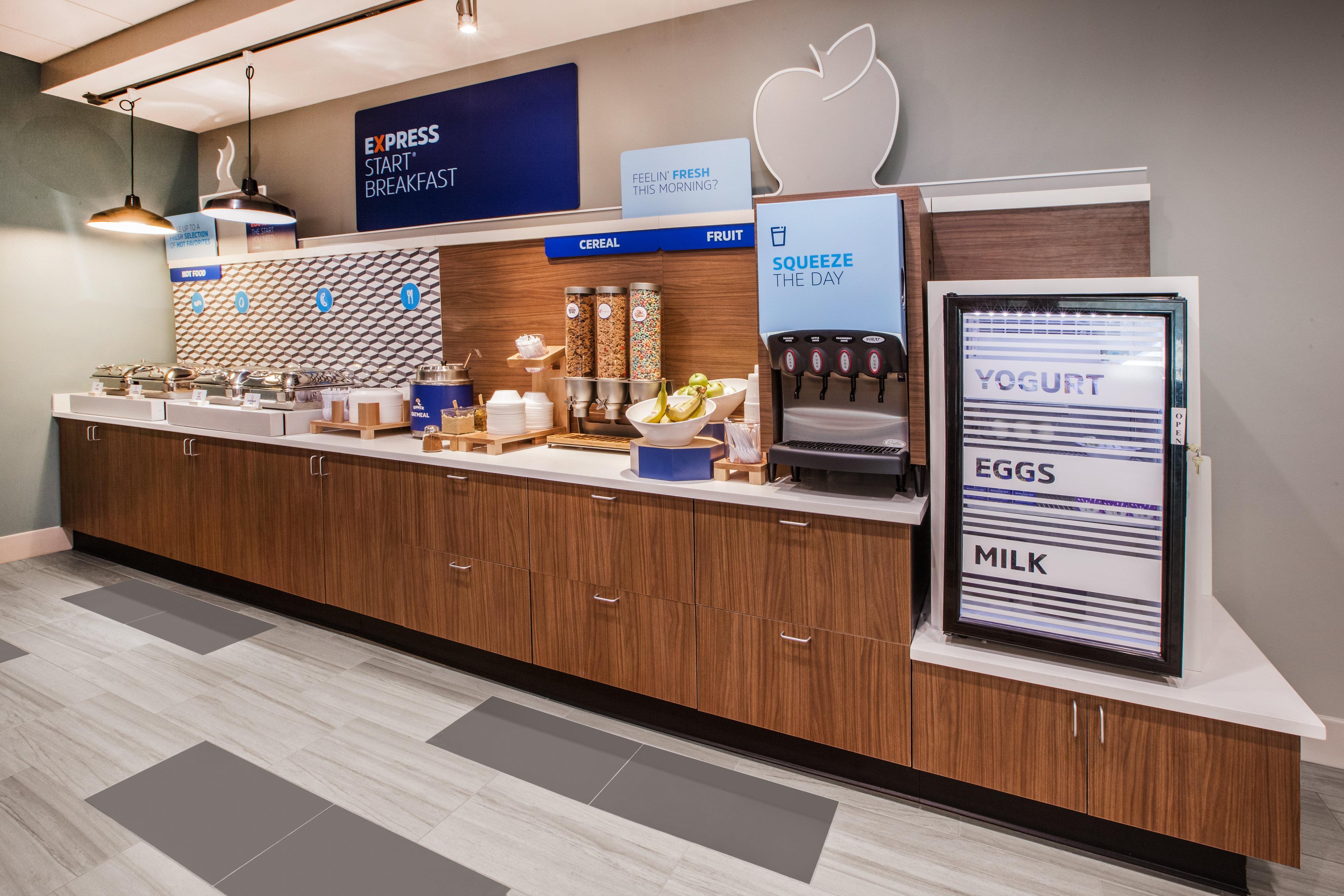 Holiday Inn Express & Suites - Columbus Airport East By Ihg Dış mekan fotoğraf