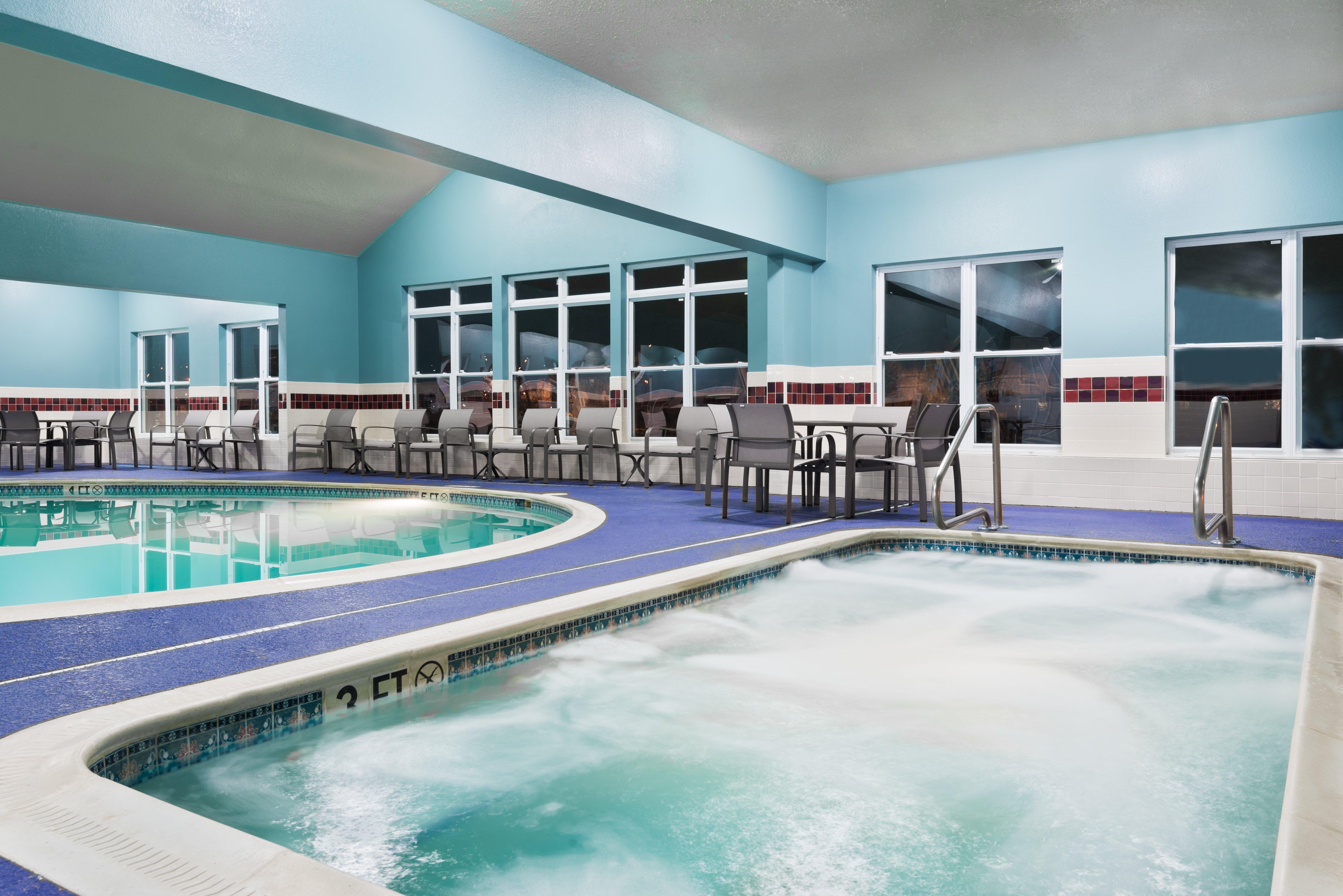 Holiday Inn Express & Suites - Columbus Airport East By Ihg Dış mekan fotoğraf