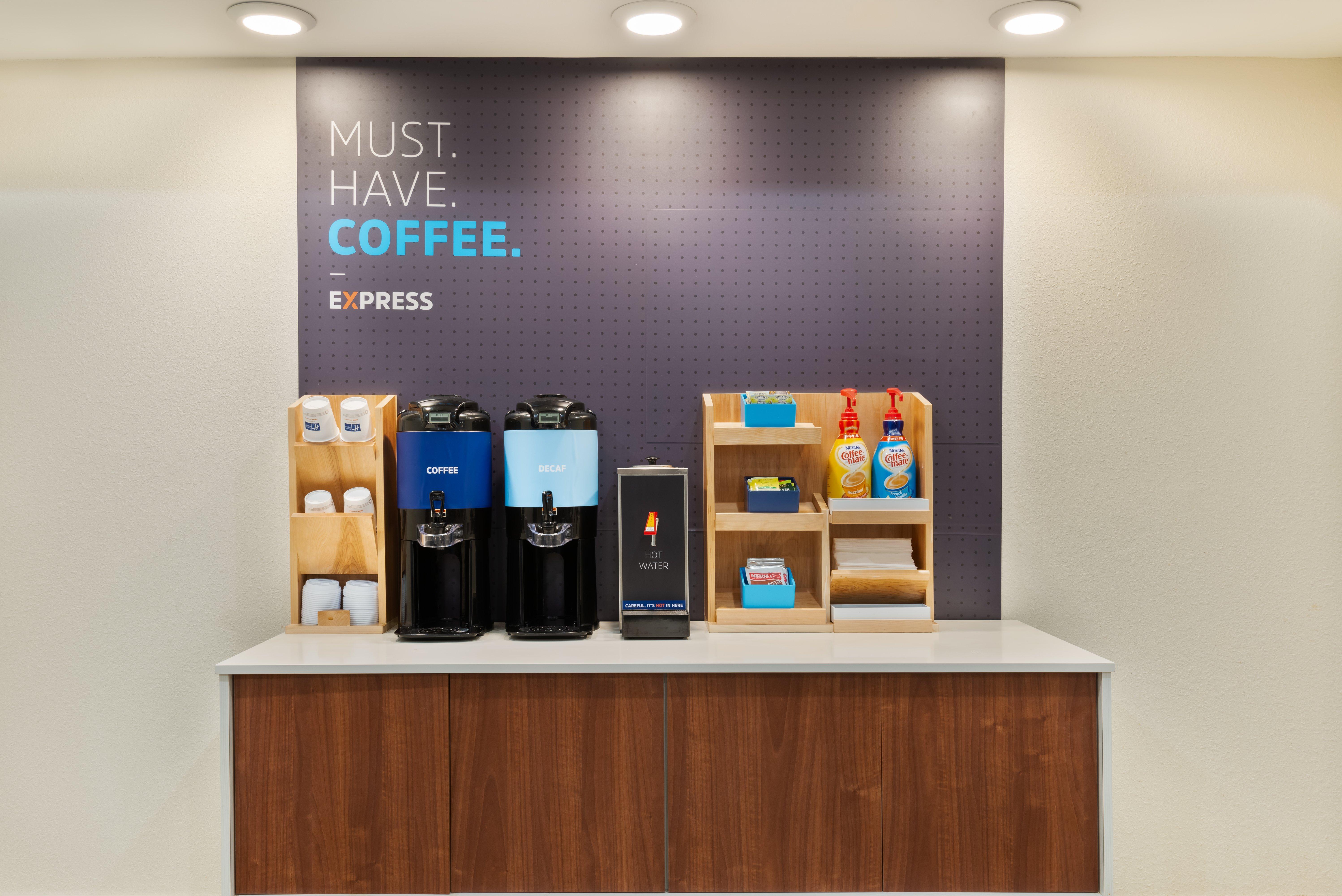 Holiday Inn Express & Suites - Columbus Airport East By Ihg Dış mekan fotoğraf