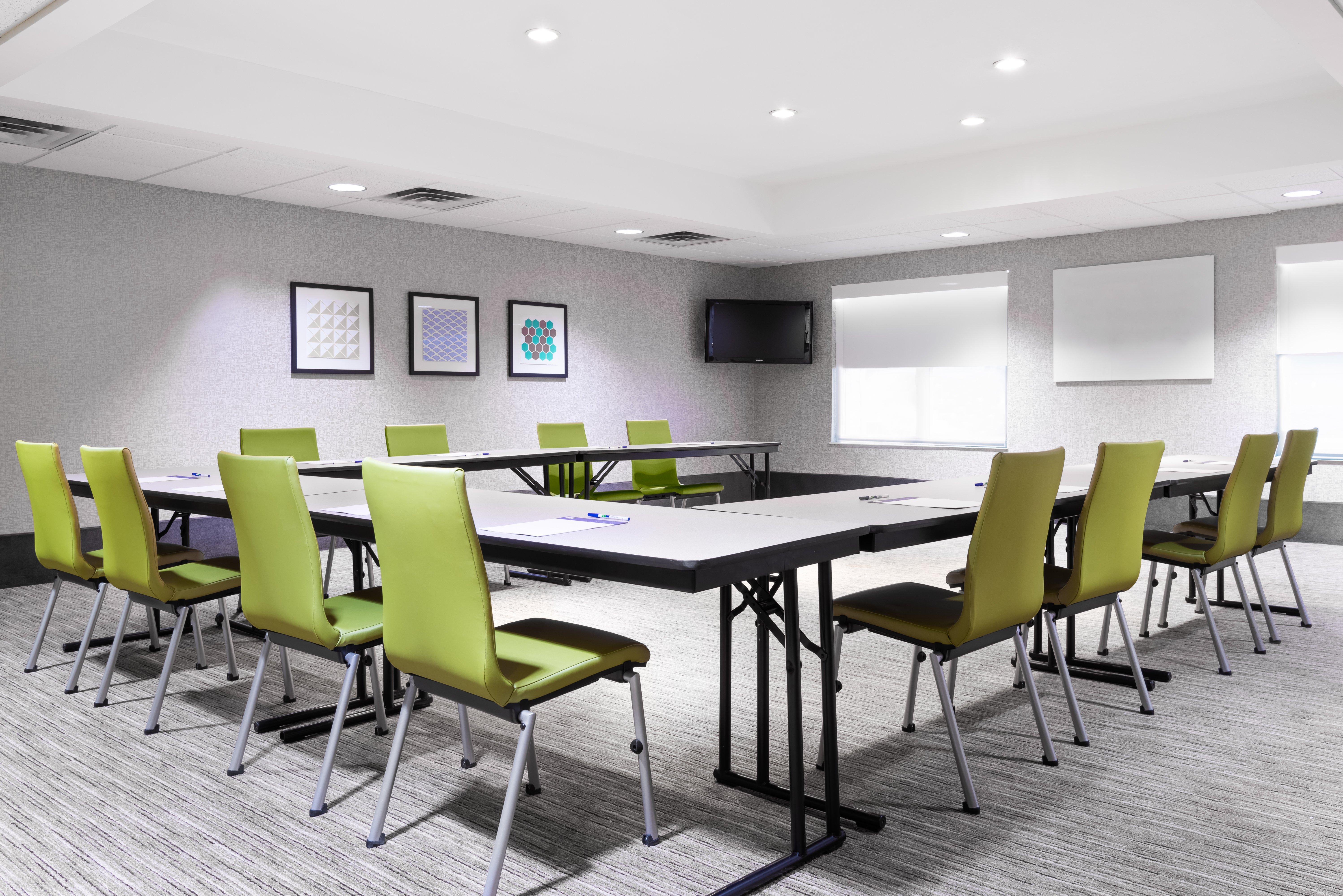Holiday Inn Express & Suites - Columbus Airport East By Ihg Dış mekan fotoğraf
