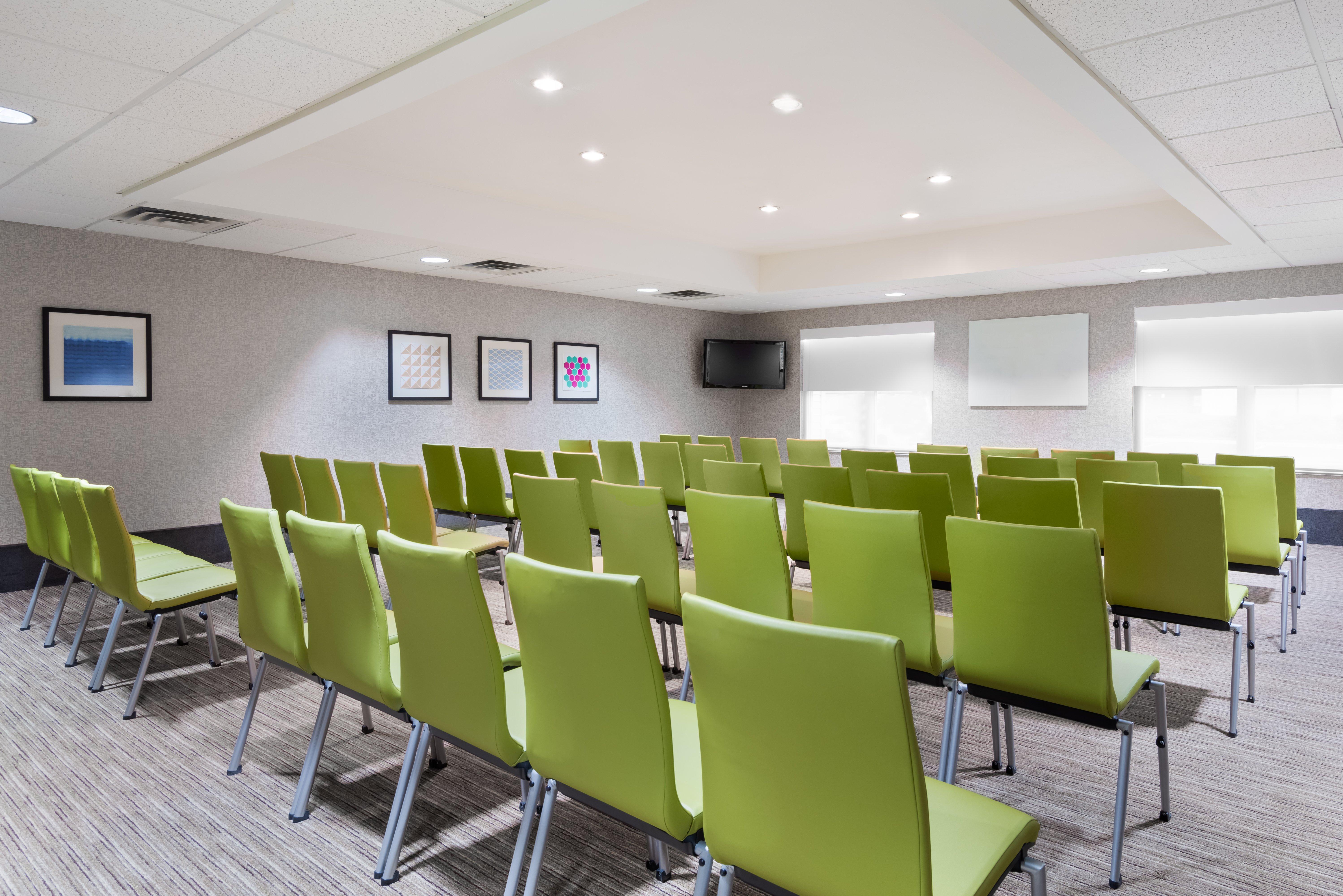 Holiday Inn Express & Suites - Columbus Airport East By Ihg Dış mekan fotoğraf